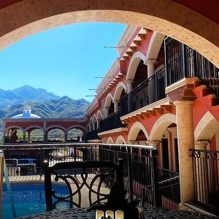 Hotel Real De Los Álamos Eksteriør billede