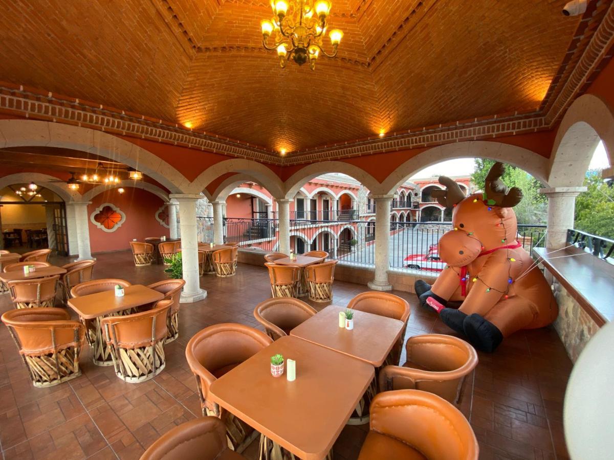 Hotel Real De Los Álamos Eksteriør billede